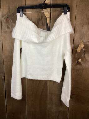 Beginning Boutique Delvey White Chunky Knit Sweater Off Shoulder Size US 4